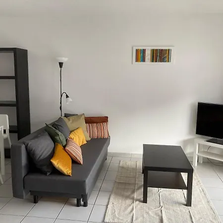 Apartman Entre Medoc Et Atlantique, 3 Etoiles, Calme En Plein Centre-ville Saint-Médard-en-Jalles