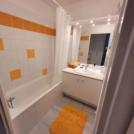 Entre Medoc Et Atlantique, 3 Etoiles, Calme En Plein Centre-ville * Saint-Medard-en-Jalles