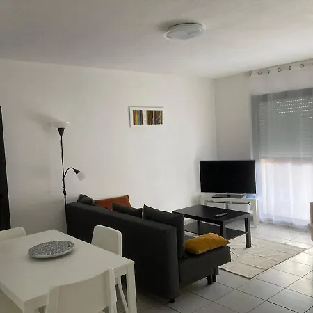 Apartmán Entre Medoc Et Atlantique, 3 Etoiles, Calme En Plein Centre-ville Saint-Médard-en-Jalles