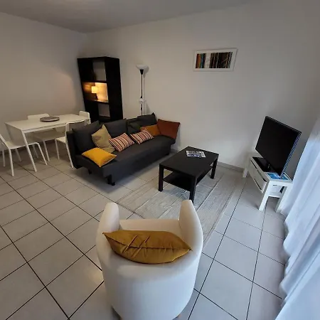 Entre Medoc Et Atlantique, 3 Etoiles, Calme En Plein Centre-ville Apartment *